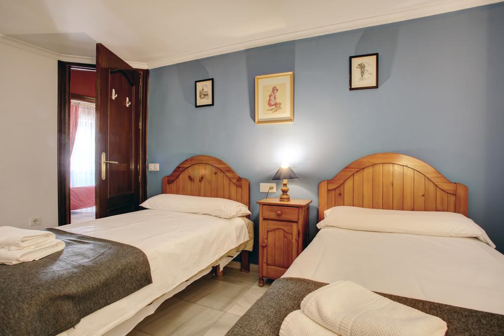 Holiday House Abul Beka Ронда Стая снимка